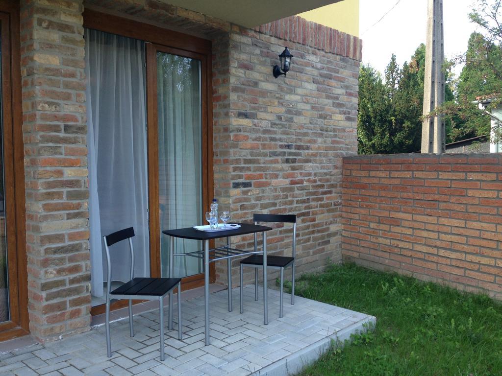 Lovagvar Apartments Gyula Rom bilde