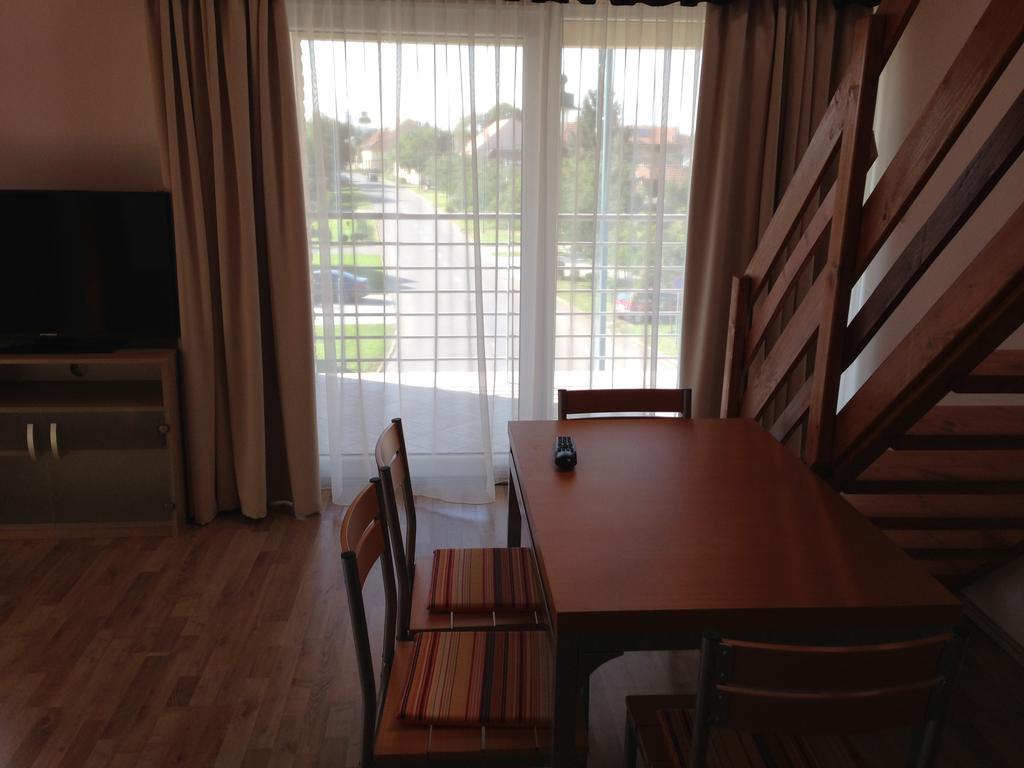 Lovagvar Apartments Gyula Rom bilde